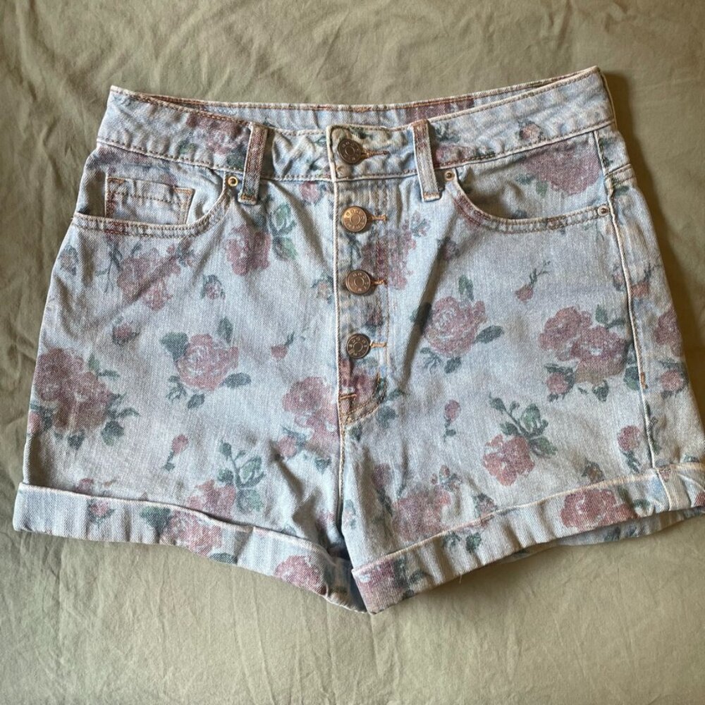 Urban Outfitters High Rise Jean shorts